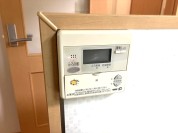 【給湯器リモコン】