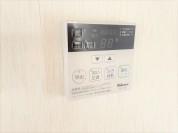 【給湯器リモコン】