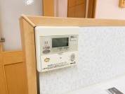【給湯器リモコン】