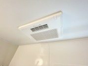 【浴室換気暖房乾燥機】