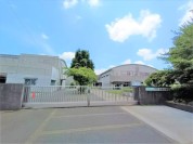 伊勢原市立石田小学校