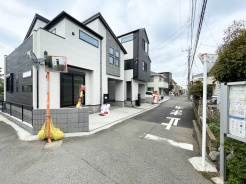 角地のため、開放感のある立地です◎