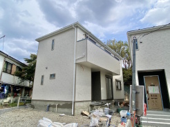 1号棟 ＬＤＫ17帖のご家族でゆったりお過ごしいただける開放感のあるリビングです。