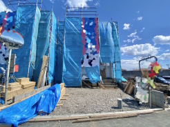 換気暖房乾燥機付きユニットバスでは、雨の日でも洗濯物を干す場所に困りません◎