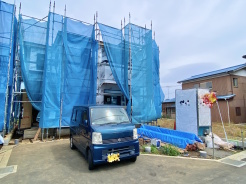 青々としたお空がとても気持ち良いですね。少しでも気になる方はお気軽にお問い合わせください。