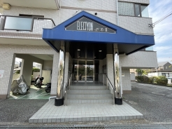 ペット飼育可能
ファミリータイプの間取りです。
