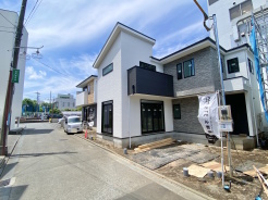 南向きで陽当たり良好な立地です◎