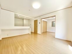 室内のリフォームも進んでおり、いつでもご見学可能です