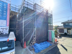 外からの印象も、暮らし心地も、どちらも満足いただけるお住まいです。