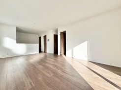 家族が自然と集まる広々としたリビングは、毎日の暮らしを豊かにしてくれます。