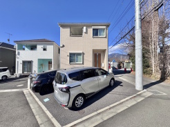 外からの印象も、暮らし心地も、どちらも満足いただけるお住まいです。