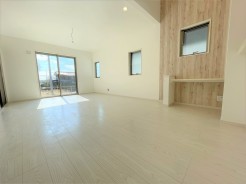 秦野市鶴巻北２丁目