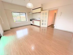 秦野市千村３丁目