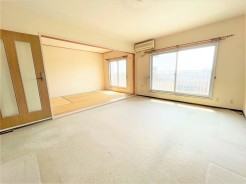 厚木市愛甲２丁目