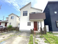 秦野市落合