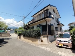 伊勢原市上粕屋