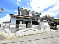 閑静な住宅街、日当たり、通風良好です。