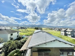 2階の居室からの眺望は田園風景が清々しいです。