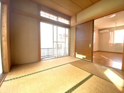 秦野市横野