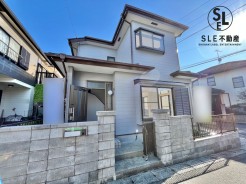南西角地に立地する日当たり良好な3ＬＤＫ中古戸建です。