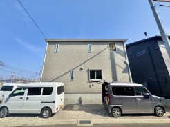 3号棟はいろんな用途に使用可能なテレワークルーム約3帖があります◎