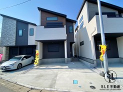 寒い季節にうれしい床暖房付きＬＤＫのある2ＬＤＫ＋2Ｓ新築戸建です◎