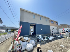 各居室収納＋玄関収納＋床下収納などの収納充実！