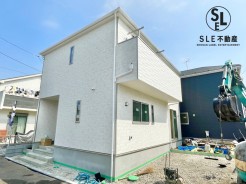 １、２号棟共に駐車２台可能の新築戸建。