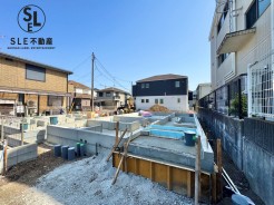 1号棟 【駐車3台以上可】土地約74坪の3ＳＬＤＫ新築戸建です。
