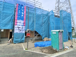 19帖あるＬＤＫは開放感のある広々としたリビング。家族の外出や帰宅を把握しやすくコミュニケーションが増えるリビングイン階段◎