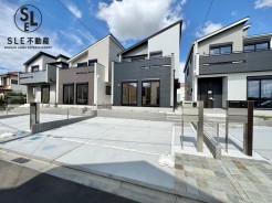 【駐車2台可】ＬＤＫ17帖以上/南向きで陽当たり良好な4ＬＤＫ新築戸建です。