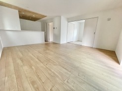 1号棟 ＬＤＫ18帖は開放感ある広々としたリビング。