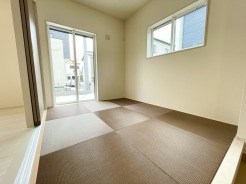 洋室仕様の縁なしタタミ