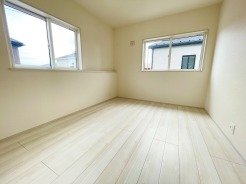 ２面採光のとれた明るいお部屋