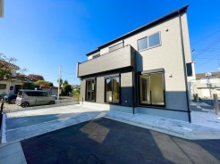 【駐車２台可】全室南向きで陽当たり良好な４ＬＤＫ新築戸建