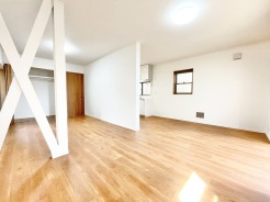 リフォーム済みのため、実際のご見学可能でございます。即日予約も承っておりますので、少しでも気になる方はお気軽にお問い合わせ下さい。