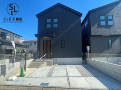 2号棟 【長期優良住宅認定物件】近くに大型商業施設があり、生活に便利な立地です。