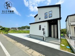【駐車3台可】敷地82坪のゆとりある4ＬＤＫの新築分譲住宅です。
