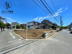 南西角地につき、陽当たり良好、開放感があります！