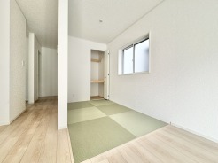 約3帖のタタミコーナーは、お子様のプレイルーム等様々な用途でご活用いただけます。