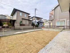 広々としておりますのでガーデニングやペットのドッグランなども出来そうですね。