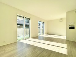 家族の会話も増えそうなリビング約16.1帖