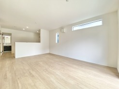 リビング16帖
広々使えるリビングです。