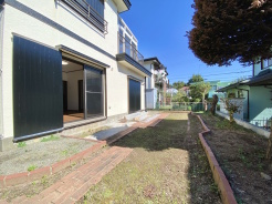 南側にはお庭もあるため、休日の家族時間をすごしたり、趣味のスペースとして活用したりも出来ます◎