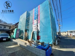 閑静な住宅街に佇む、日当たりと通風良好な住環境でスタートする新生活