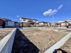 建築条件はないためお好きなハウスメーカーで建築いただけます。メーカーのご紹介や参考プランなどもお申し付けくださいませ。