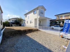 ご希望のお客様には完成済み住宅へのご案内も可能となっております。