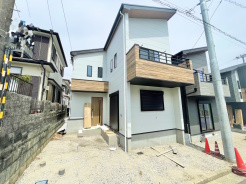 外からの印象も、暮らし心地も、どちらも満足いただけるお住まいです。