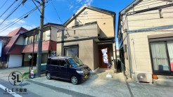 リビングから緑が見えるリフォーム海中古戸建です。
即日見学可能です。