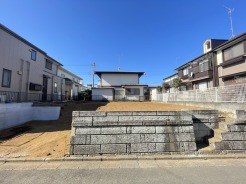 伊勢原市高森台２丁目